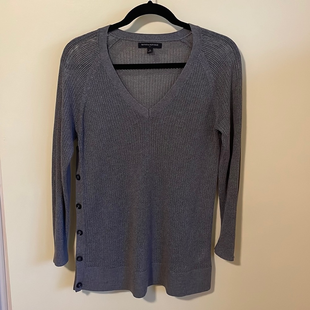 Banana Republic light sweater